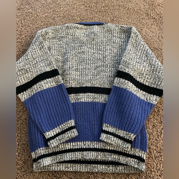 Vintage Saturdays sweater men’s medium - Picture 3 of 3